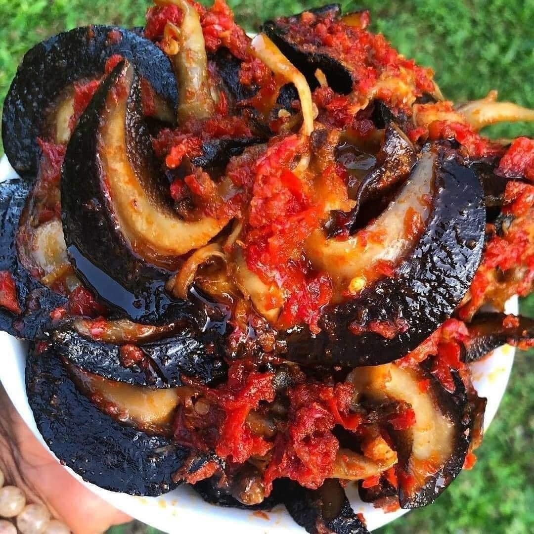 Caracoles en salsa